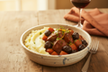 DAUBE DE TERNERA ESTILO PROVENZAL PURE DE PATATA